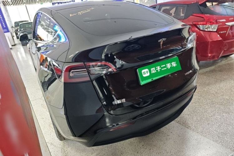 Used Tesla Model Y 2021 Standard Range Rear-Wheel Drive Version Rear Left 45 Deg