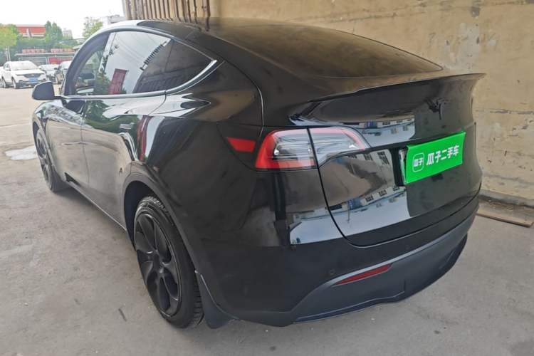 Used Tesla Model Y 2021 Long-Range All-Wheel-Drive Version Rear Left 45 Deg