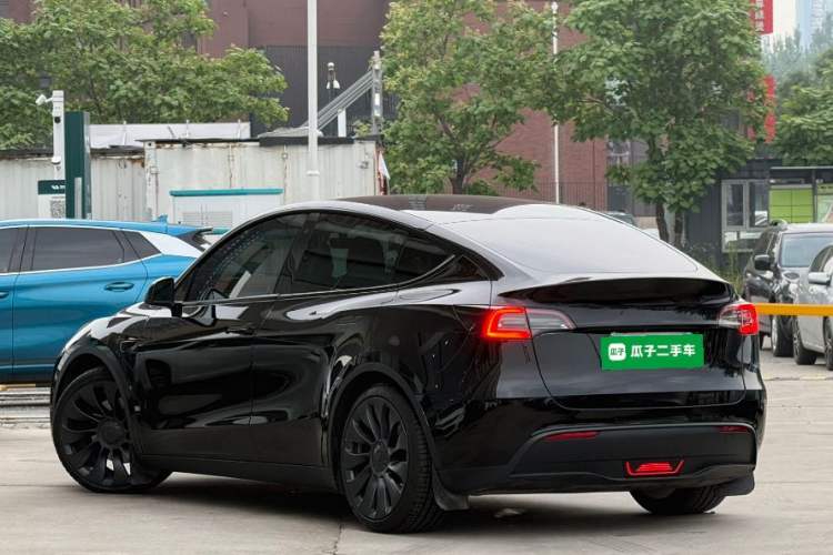 Used Tesla Model Y 2021 Performance High-Performance All-Wheel-Drive Version Rear Left 45 Deg