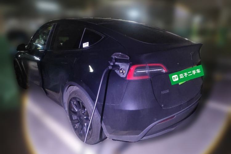 Used Tesla Model Y 2021 Long-Range All-Wheel-Drive Version 3D7 Rear Left 45 Deg