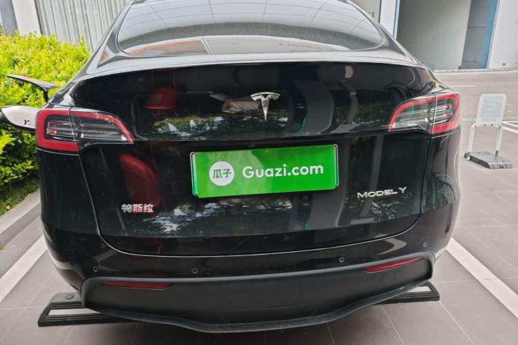 Used Tesla Model Y 2021 Standard Range Rear-Wheel Drive Version Rear
