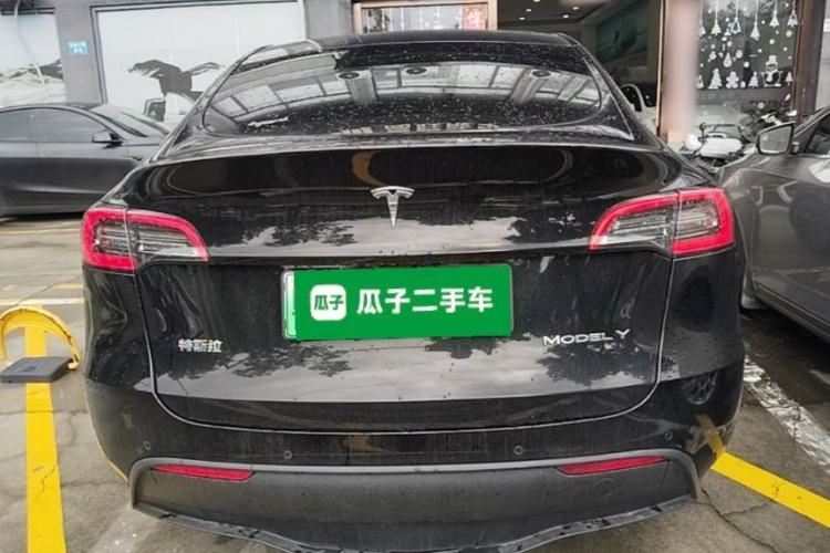 Used Tesla Model Y 2021 Standard Range Rear-Wheel Drive Version Rear