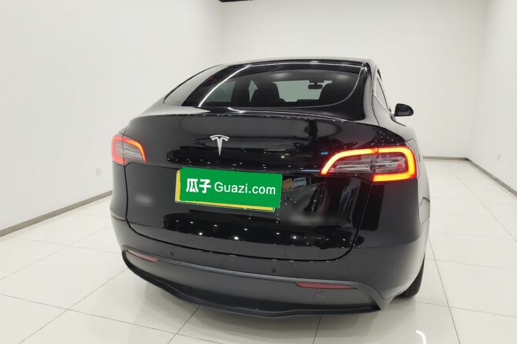 Used Tesla Model Y 2021 Long-Range All-Wheel-Drive Version Rear