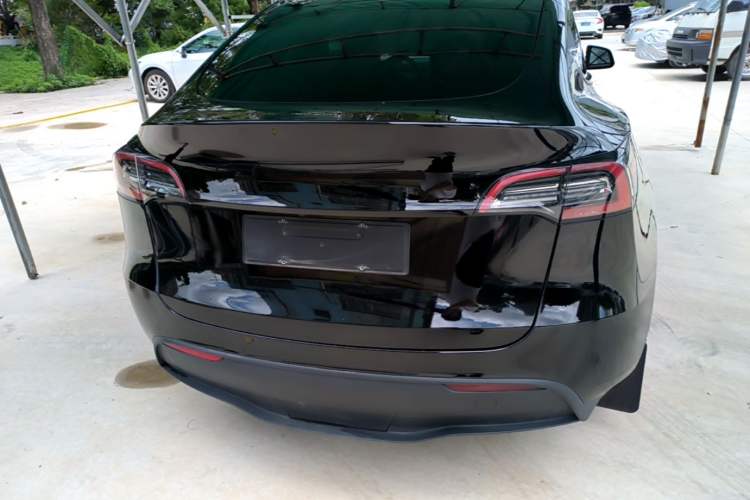 Used Tesla Model Y 2021 Revised Version 2 Long-Range All-Wheel-Drive Edition Rear