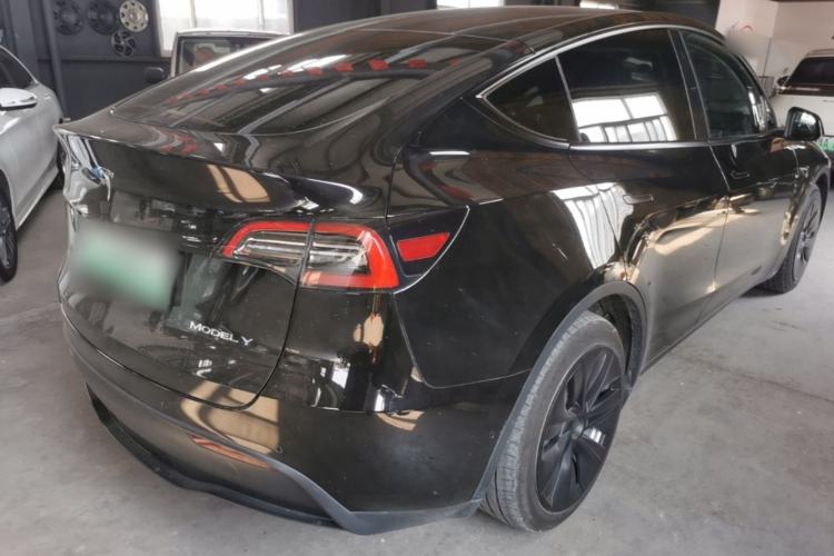Used Tesla Model Y 2021 Standard Range Rear-Wheel Drive Version Rear Right 45 Deg