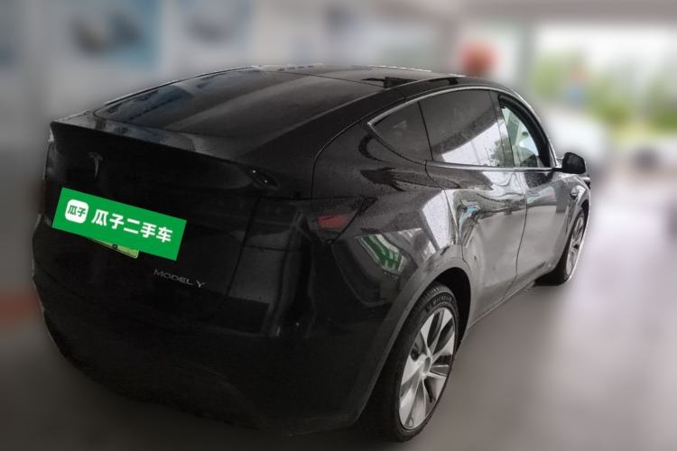 Used Tesla Model Y 2021 Long-Range All-Wheel-Drive Version Rear Right 45 Deg