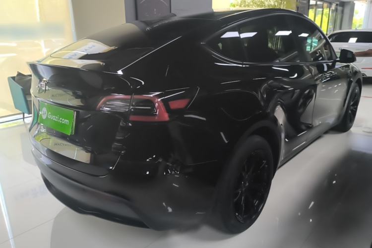 Used Tesla Model Y 2021 Standard Range Rear-Wheel Drive Version Rear Right 45 Deg