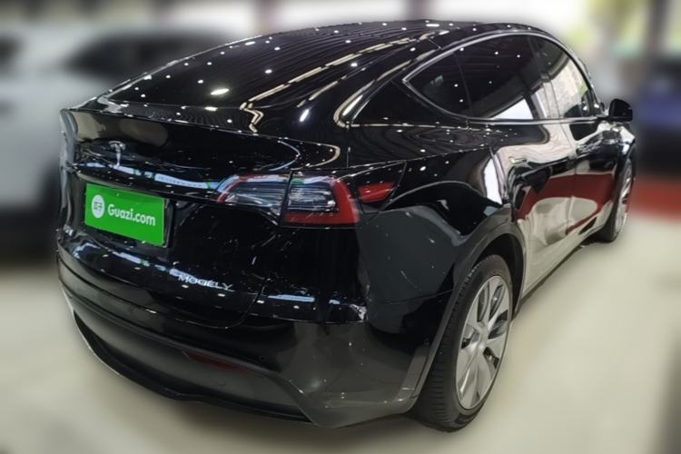 Used Tesla Model Y 2021 Long-Range All-Wheel-Drive Version Rear Right 45 Deg