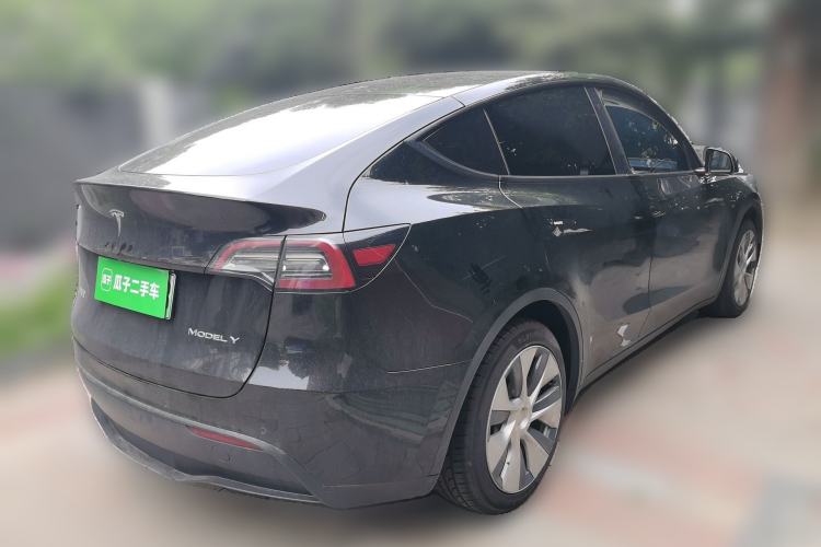Used Tesla Model Y 2021 Standard Range Rear-Wheel Drive Version Rear Right 45 Deg