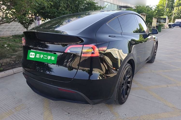 Used Tesla Model Y 2021 Standard Range Rear-Wheel Drive Version Rear Right 45 Deg