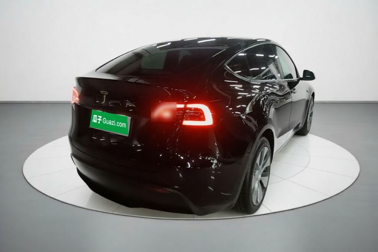 Used Tesla Model Y 2021 Standard Range Rear-Wheel Drive Version Rear Right 45 Deg