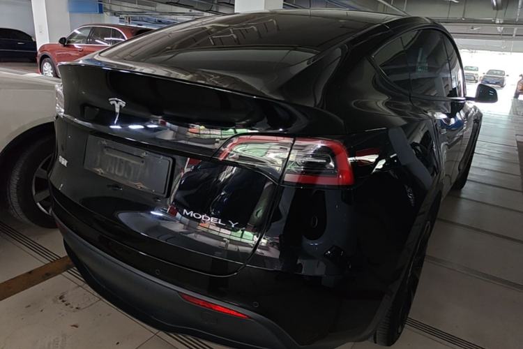 Used Tesla Model Y 2021 Standard Range Rear-Wheel Drive Version Rear Right 45 Deg