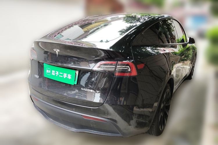 Used Tesla Model Y 2021 Standard Range Rear-Wheel Drive Version Rear Right 45 Deg