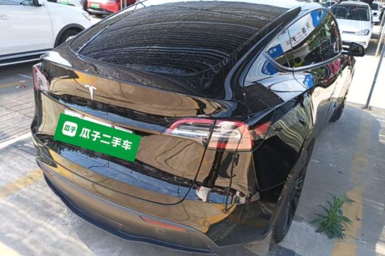 Used Tesla Model Y 2021 Long-Range All-Wheel-Drive Version Rear Right 45 Deg