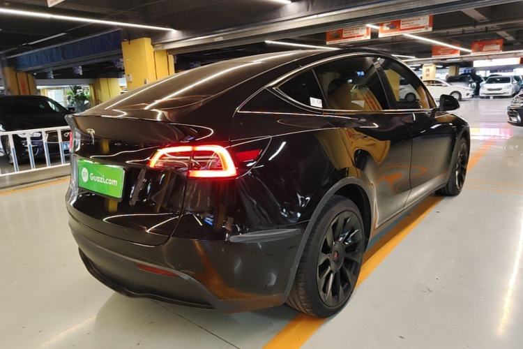 Used Tesla Model Y 2021 Long-Range All-Wheel-Drive Version 3D7 Rear Right 45 Deg