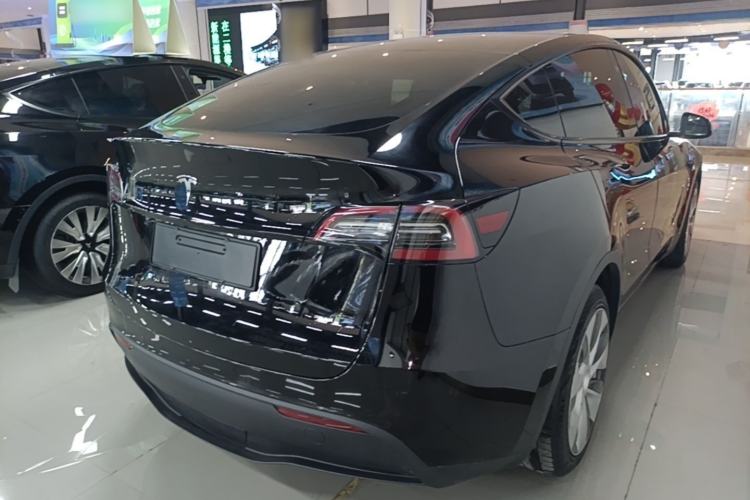 Used Tesla Model Y 2021 Standard Range Rear-Wheel Drive Version Rear Right 45 Deg