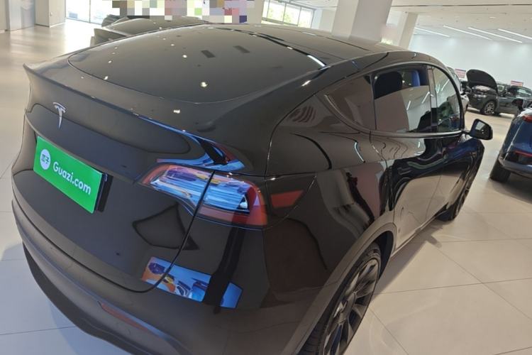 Used Tesla Model Y 2021 Standard Range Rear-Wheel Drive Version Rear Right 45 Deg