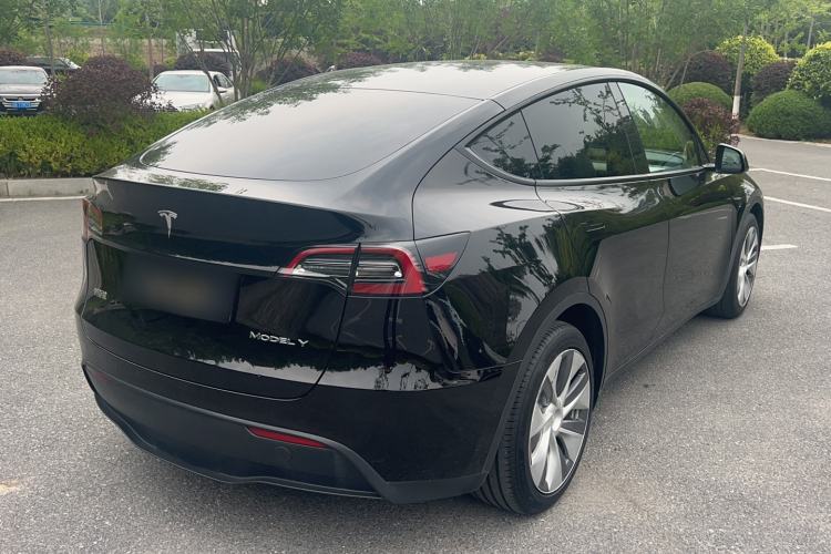 Used Tesla Model Y 2021 Standard Range Rear-Wheel Drive Version Rear Right 45 Deg