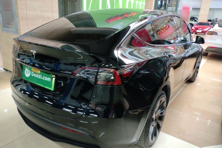 Used Tesla Model Y 2021 Long-Range All-Wheel-Drive Version Rear Right 45 Deg