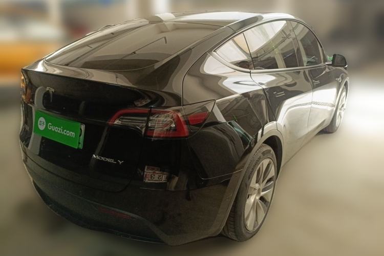 Used Tesla Model Y 2021 Standard Range Rear-Wheel Drive Version Rear Right 45 Deg