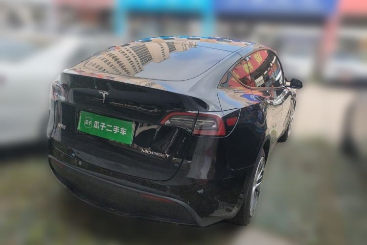 Used Tesla Model Y 2021 Standard Range Rear-Wheel Drive Version Rear Right 45 Deg