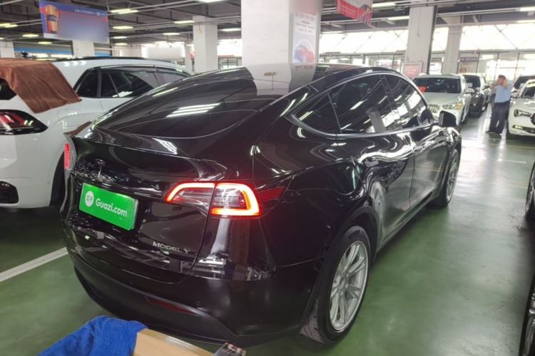 Used Tesla Model Y 2021 Long-Range All-Wheel-Drive Version Rear Right 45 Deg