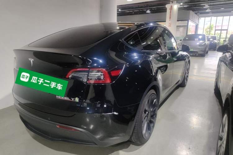 Used Tesla Model Y 2021 Performance High-Performance All-Wheel-Drive Version Rear Right 45 Deg