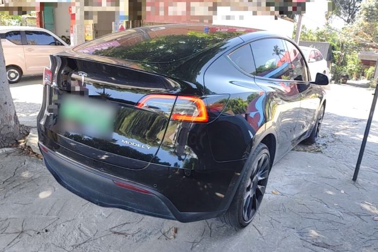 Used Tesla Model Y 2021 Standard Range Rear-Wheel Drive Version Rear Right 45 Deg