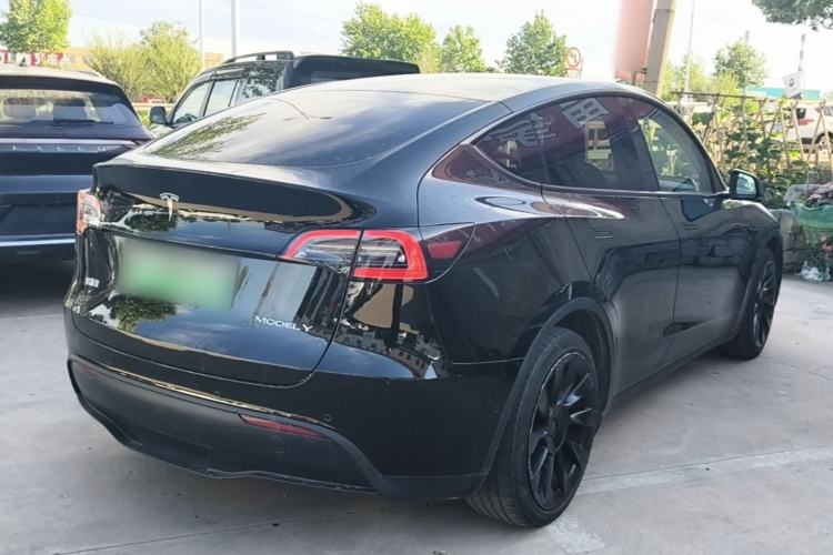 Used Tesla Model Y 2021 Standard Range Rear-Wheel Drive Version Rear Right 45 Deg