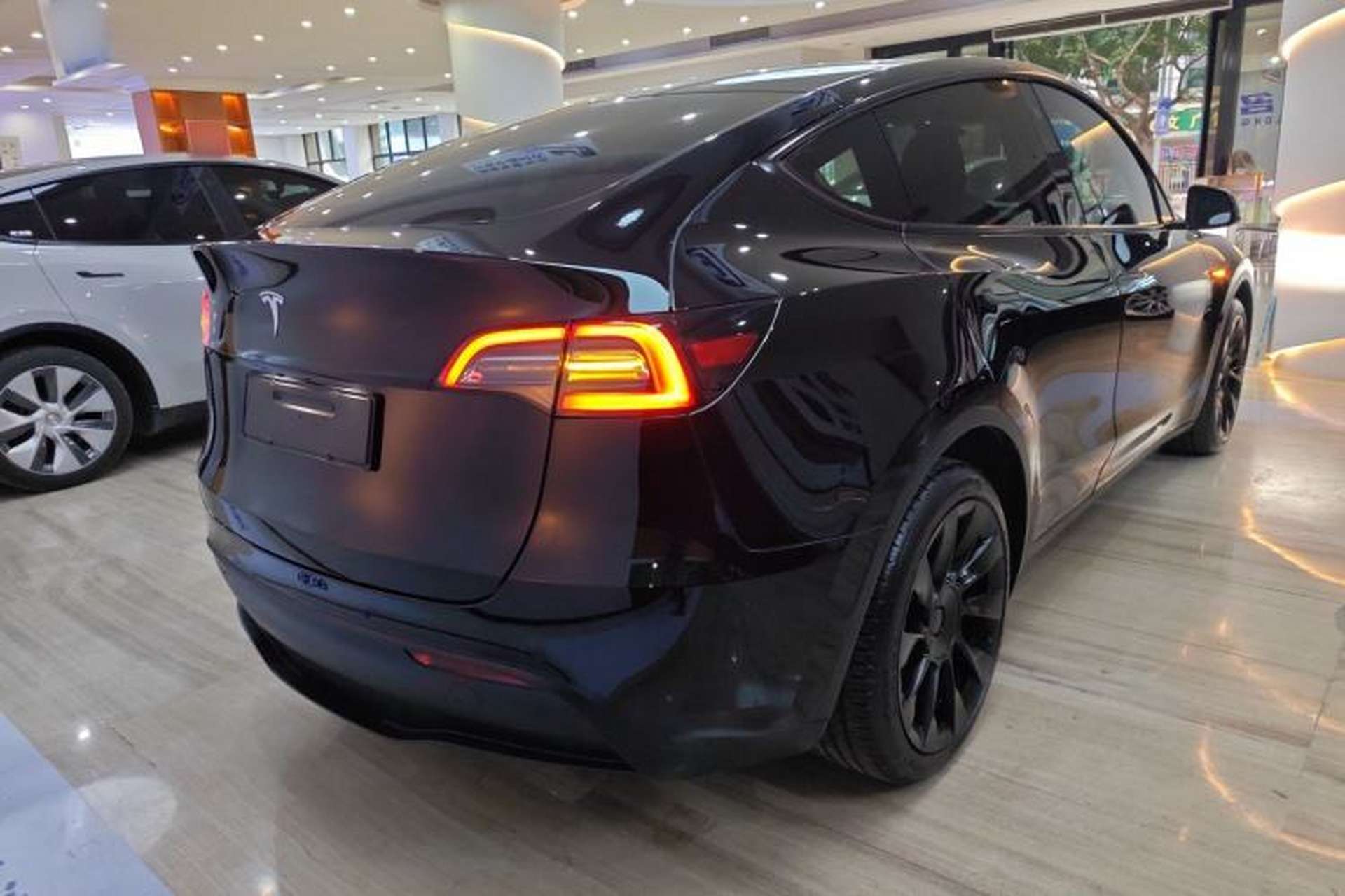 Used Tesla Model Y 2021 Long-Range All-Wheel-Drive Version 3D7 Rear Right 45 Deg