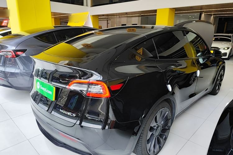 Used Tesla Model Y 2021 Performance High-Performance All-Wheel-Drive Version Rear Right 45 Deg