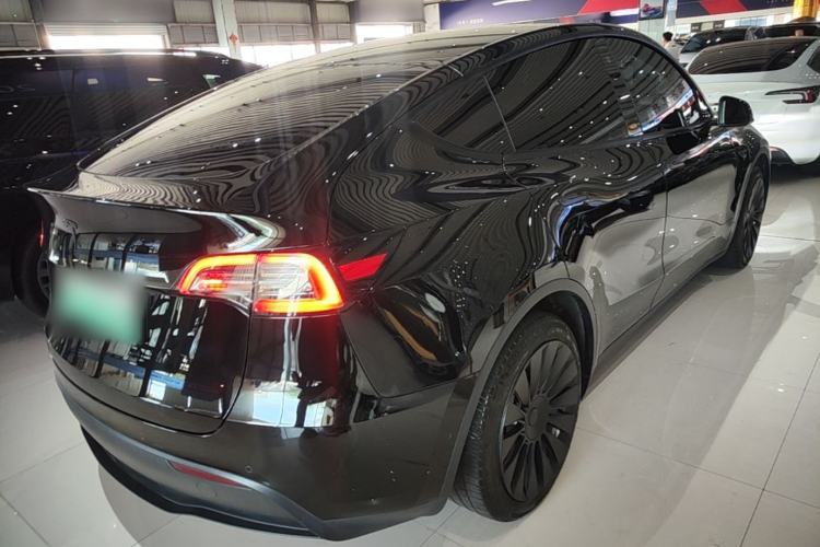 Used Tesla Model Y 2021 Standard Range Rear-Wheel Drive Version Rear Right 45 Deg