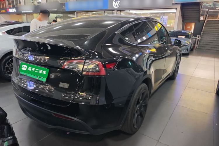 Used Tesla Model Y 2021 Long-Range All-Wheel-Drive Version 3D7 Rear Right 45 Deg