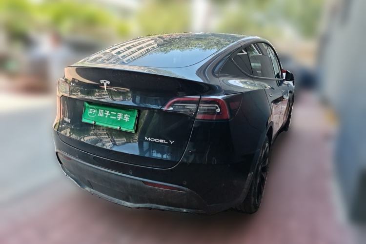 Used Tesla Model Y 2021 Standard Range Rear-Wheel Drive Version Rear Right 45 Deg