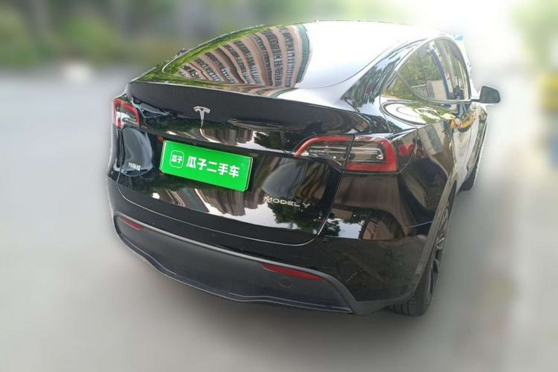 Used Tesla Model Y 2021 Revised Version 2 Long-Range All-Wheel-Drive Edition Rear Right 45 Deg