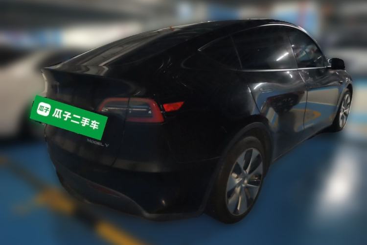 Used Tesla Model Y 2021 Standard Range Rear-Wheel Drive Version Rear Right 45 Deg