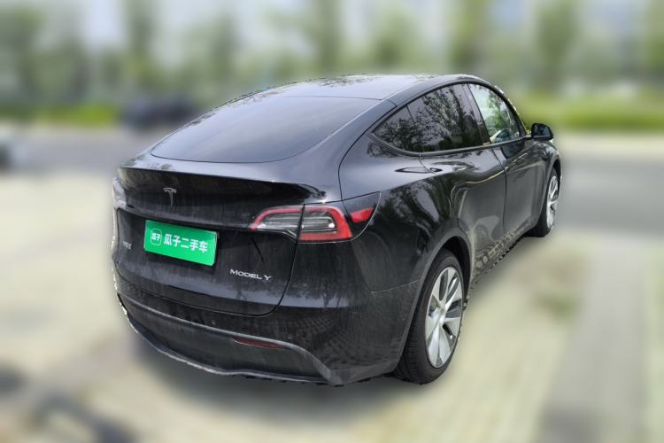 Used Tesla Model Y 2021 Standard Range Rear-Wheel Drive Version Rear Right 45 Deg