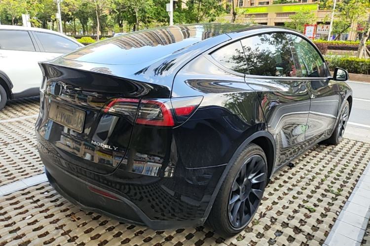 Used Tesla Model Y 2021 Standard Range Rear-Wheel Drive Version Rear Right 45 Deg