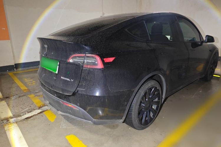 Used Tesla Model Y 2021 Long-Range All-Wheel-Drive Version Rear Right 45 Deg