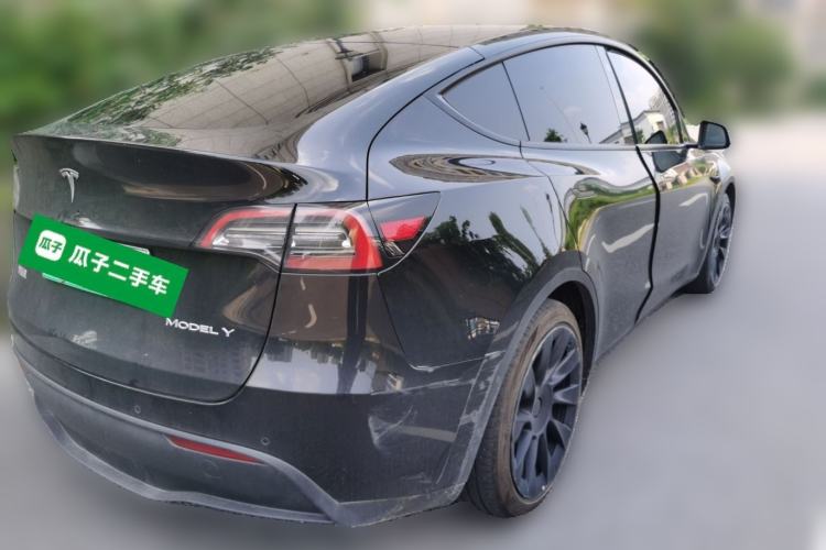 Used Tesla Model Y 2021 Standard Range Rear-Wheel Drive Version Rear Right 45 Deg
