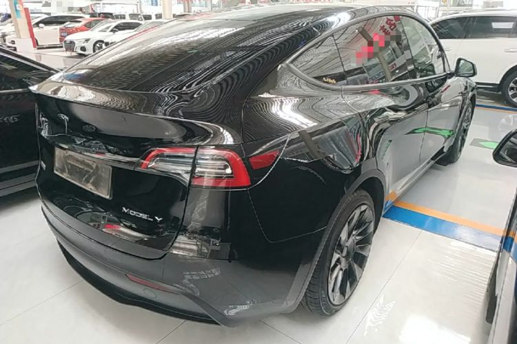 Used Tesla Model Y 2021 Standard Range Rear-Wheel Drive Version Rear Right 45 Deg