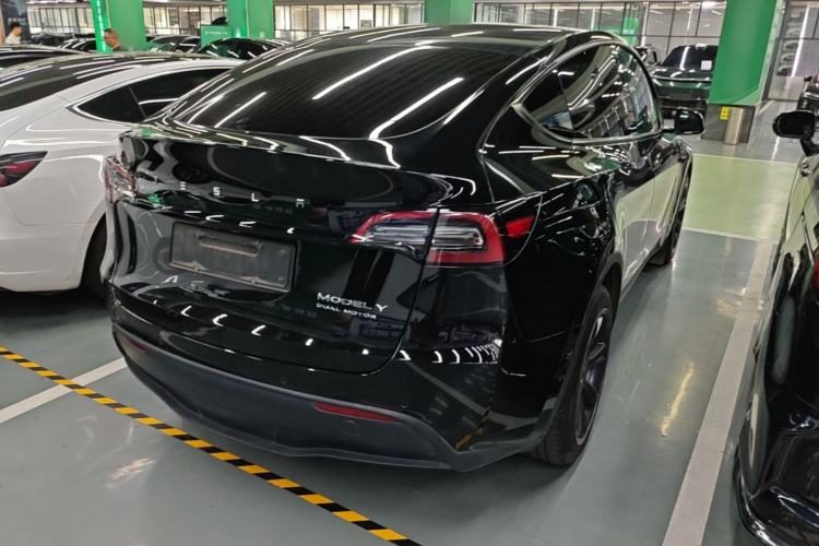 Used Tesla Model Y 2021 Long-Range All-Wheel-Drive Version 3D7 Rear Right 45 Deg