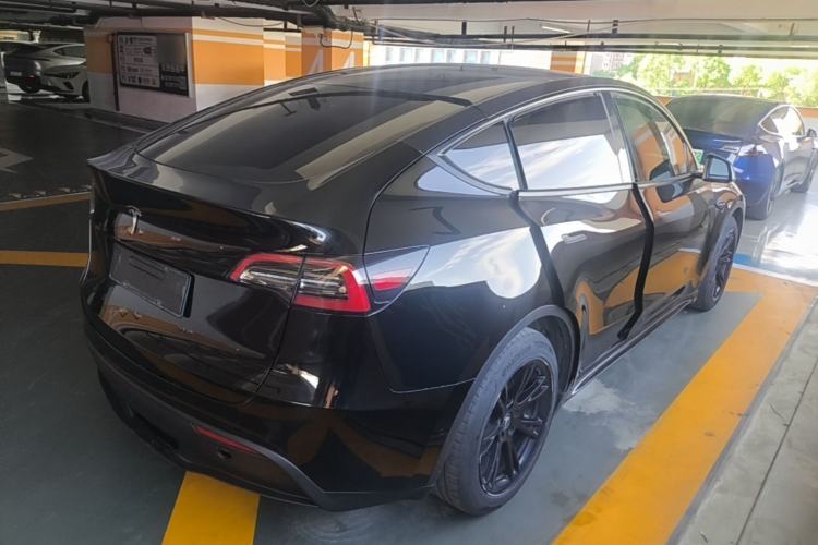 Used Tesla Model Y 2021 Standard Range Rear-Wheel Drive Version Rear Right 45 Deg