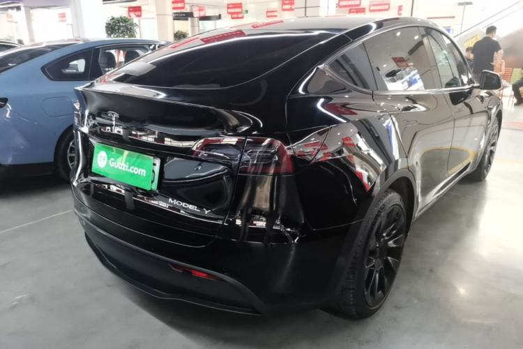 Used Tesla Model Y 2021 Standard Range Rear-Wheel Drive Version Rear Right 45 Deg