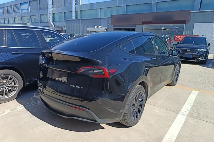 Used Tesla Model Y 2021 Standard Range Rear-Wheel Drive Version Rear Right 45 Deg