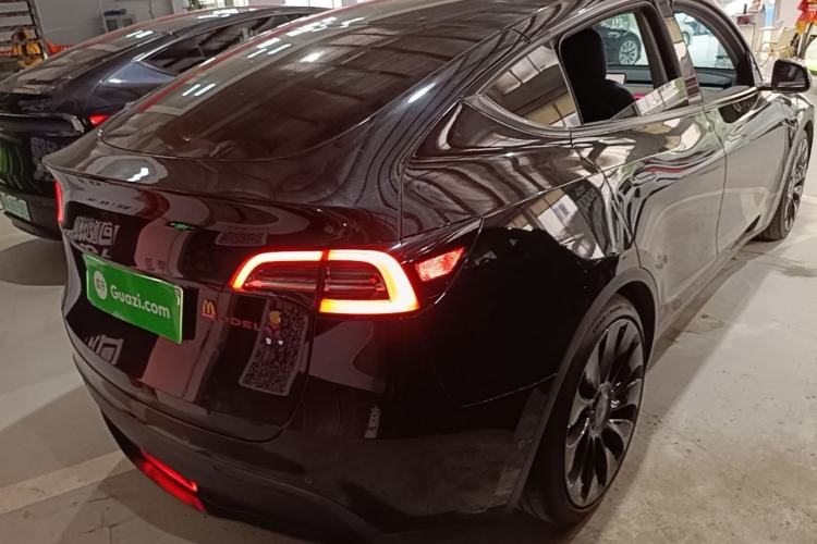 Used Tesla Model Y 2021 Performance High-Performance All-Wheel-Drive Version Rear Right 45 Deg