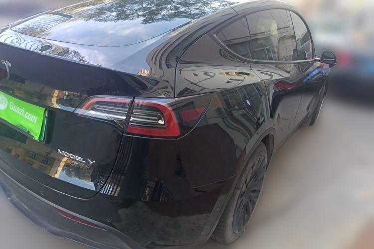 Used Tesla Model Y 2021 Standard Range Rear-Wheel Drive Version Rear Right 45 Deg