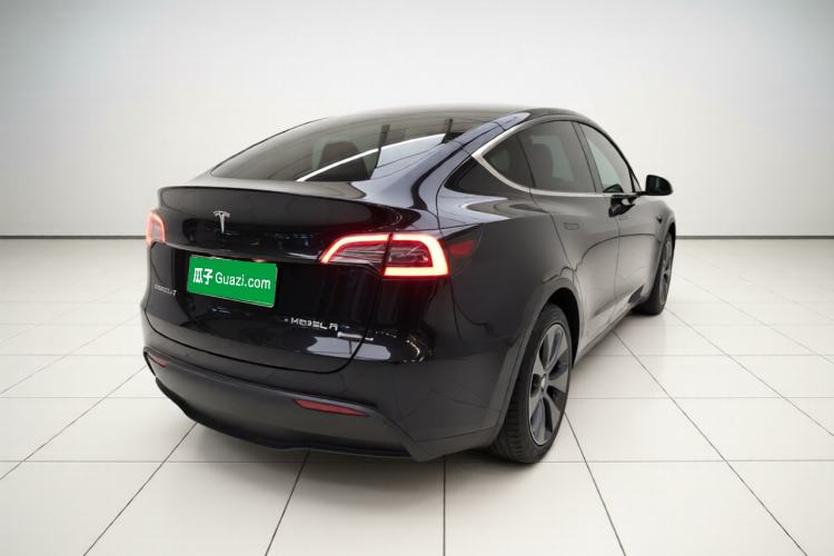 Used Tesla Model Y 2021 Standard Range Rear-Wheel Drive Version Rear Right 45 Deg