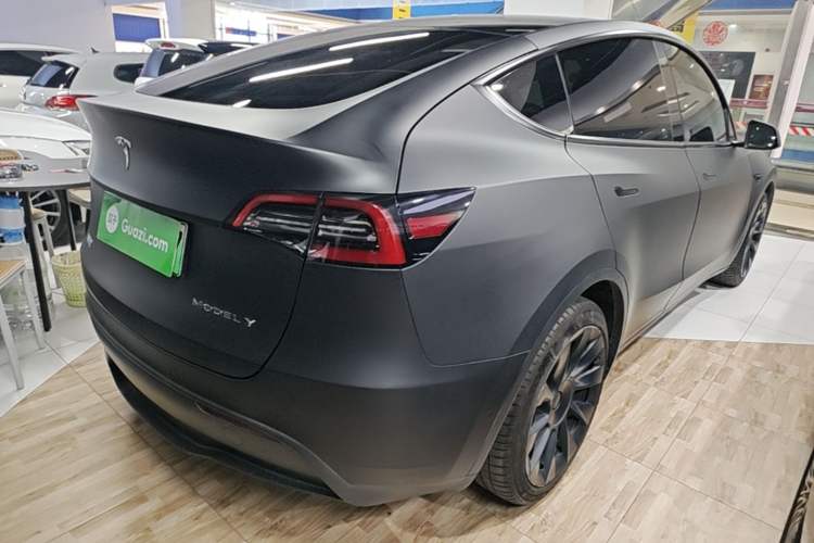 Used Tesla Model Y 2021 Standard Range Rear-Wheel Drive Version Rear Right 45 Deg