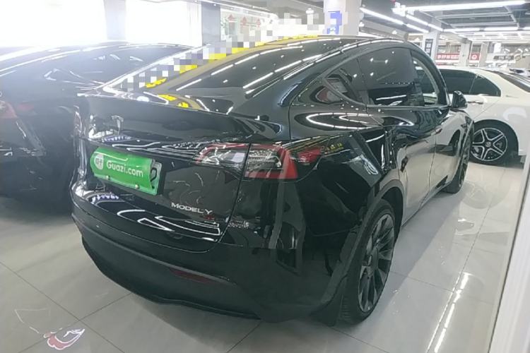 Used Tesla Model Y 2021 Long-Range All-Wheel-Drive Version 3D7 Rear Right 45 Deg